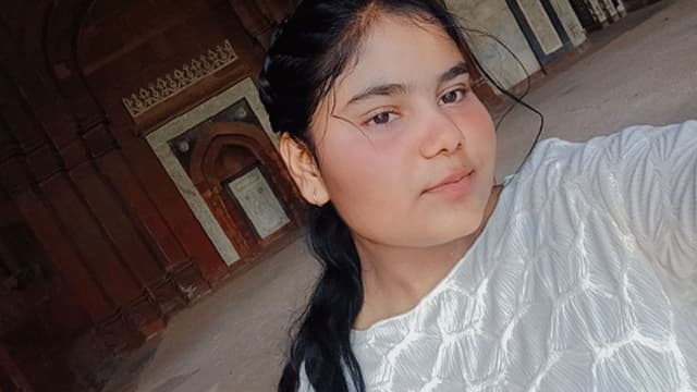 Desi Trending Insta – Girl BF Outdoor Fuck